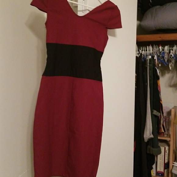 Dress - Picture 2 of 2